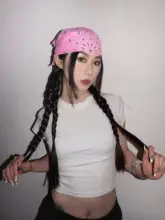 個性的なピンク色のカシューナッツ柄ヘアバンド【ユニセックス・ヒップホップスタイル】