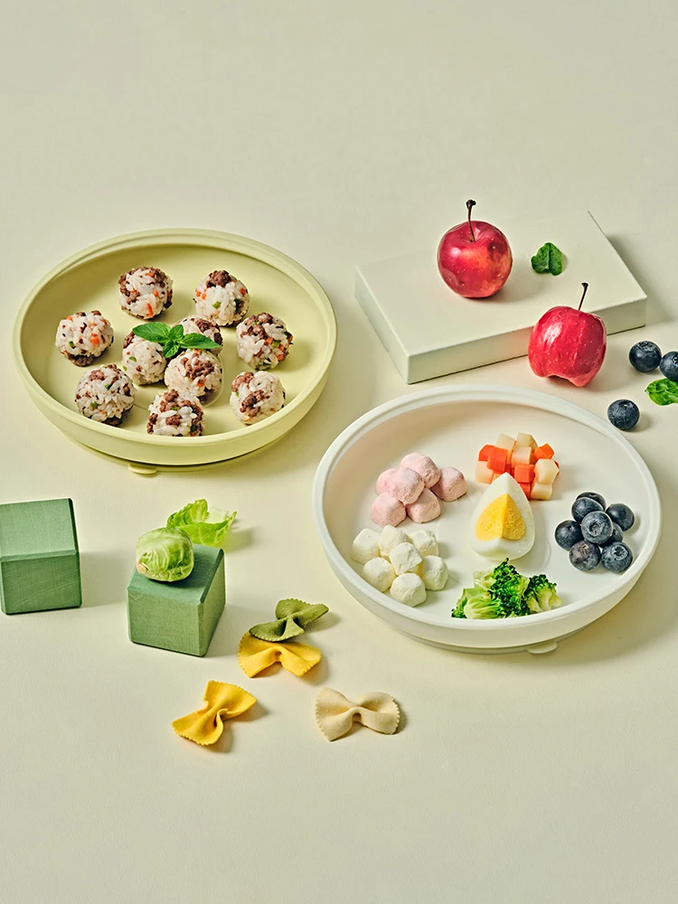 離乳食食器セットを選ぶときに迷うのは、本当に「どれが一番使いやすいか」？