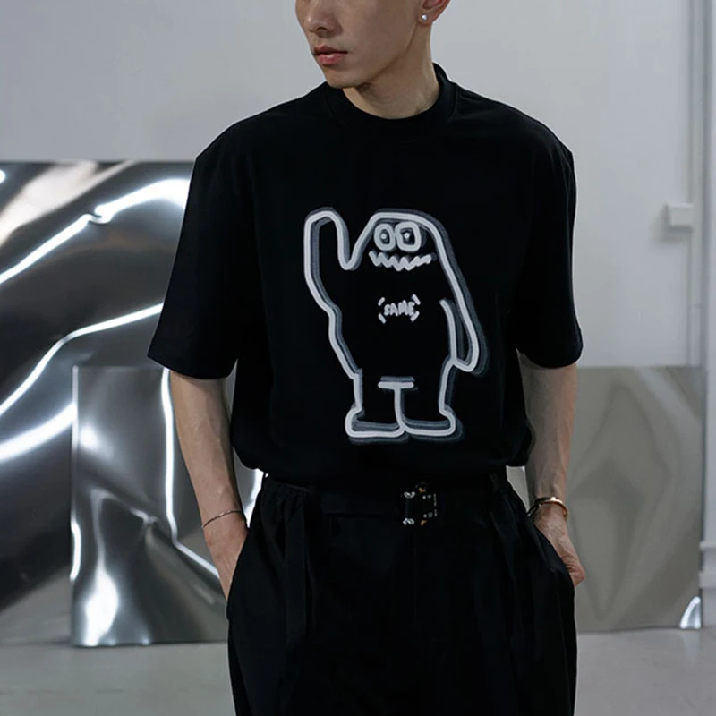 tシャツ キャラクター と ピチピチ のバランスを取るなら、今こそこの1枚がおすすめ！