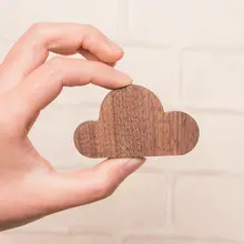 ウォールマウント式くるみ材のキーホルダー【強力マグネット付き・収納ラック】