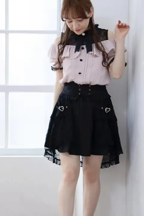 可愛いデザインのレースフリルミニスカート【多層・女性用】（セットアップ対応）
