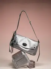 高級感ある牛革製斜め掛けバッグ【通勤用・コンパクトデザイン・シンプル】