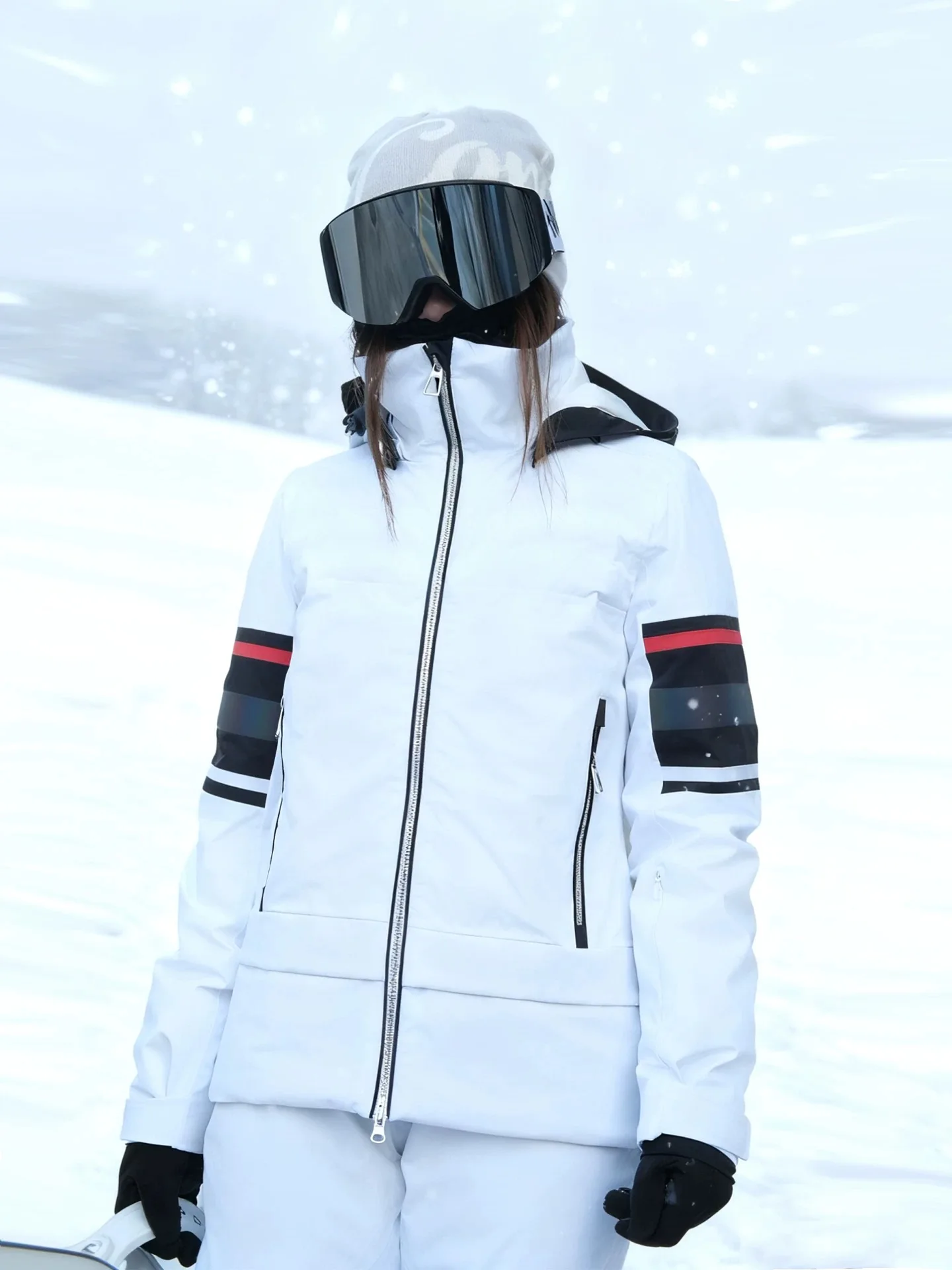 冬用スノースポーツウェア：RAWRWARの防風防水スリムフィット雪パンツセットの実用性と性能解析