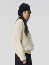 高級感のあるニットセーター【ウール・麻花模様・ゆったりフィット・秋冬用】