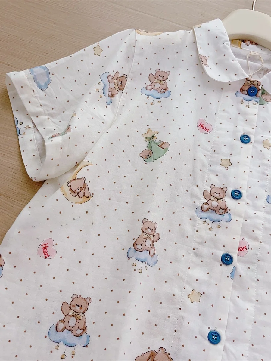 赤ちゃんの寝るときのパジャマは、肌に優しいコットンガーゼが最適