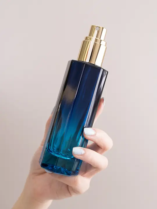 高級ガラス製スプレーボトル【化粧水・エッセンス・オイル・クリーム用】