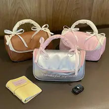高級感あるシルバーのデジタルカメラ収納バッグ【ポケット3対応・かわいいデザイン・衝撃吸収】