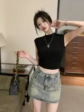 黒のハイネックノースリーブタンクトップ【デザイン性・フィット感・短丈】