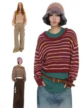 ビビッドカラーのストライプセーター【大きめシルエット・ラウンドネック・秋冬用】