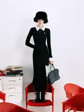 LaluneDuCiel エレガントなブラックニットワンピース【スリムフィット・スリットデザイン・ミドルレングス】