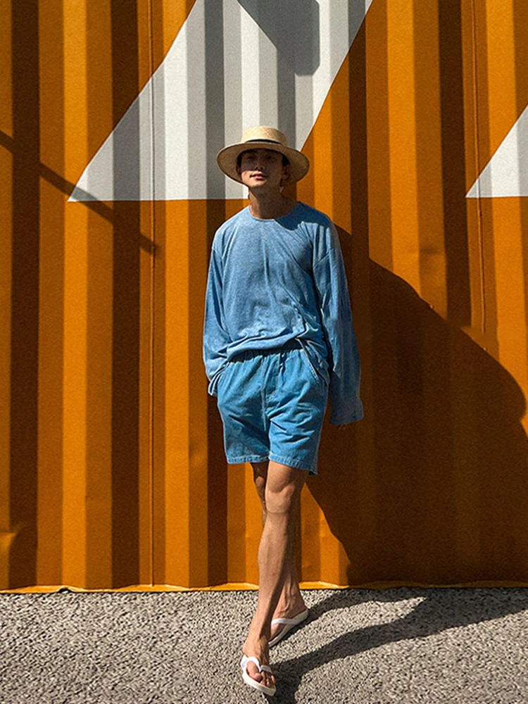 春夏用 メンズデニムショートパンツ：軽量・トレンド・カジュアルな日常スタイルの実用性解析