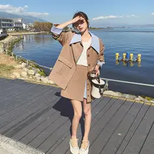 カキ色カジュアルスーツ【女性用・ショートスカート・気品漂うデザイン】（セットアップ対応）
