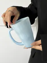 個性的なデザイン！青い波紋模様の持ち手付きガラスカップ【コーヒー・ジュース用】