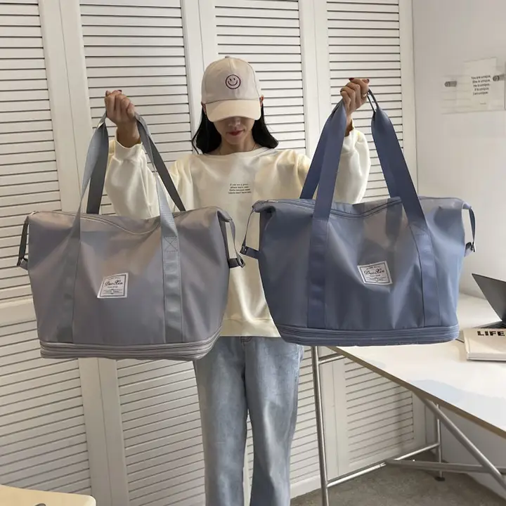 大容量二層式旅行用衣類収納バッグ【防水・学生用・拡張可能】