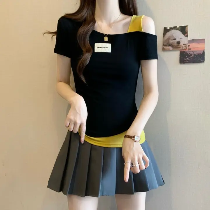 コントラストカラーのオフショルダー半袖Tシャツ【レディース・体型カバー・カジュアル】（セットアップ対応）