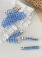 透き通ったブルーチェックのヘアクリップ【高級感・無痕・シンプルデザイン】