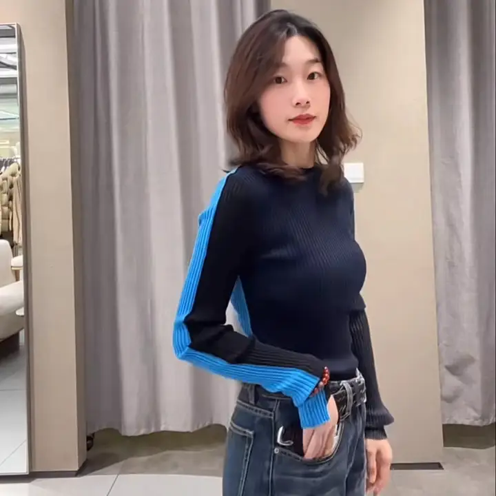 薄手の羊毛混ニットトップス【フィット感・バイカラー・ラウンドネック】