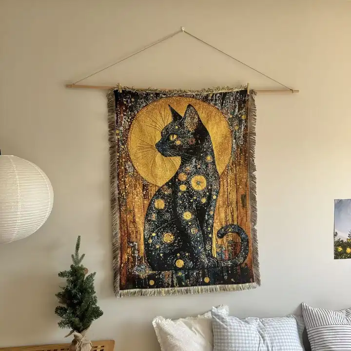オーストリアの画家古斯タフ・クリムト風 夜の猫 タペストリー