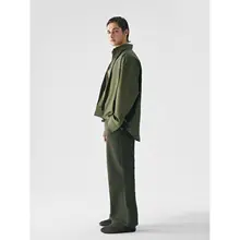 シンプルなストレートカジュアルパンツ【立裁デザイン・長ズボン】