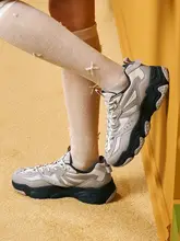 Xtep 軽やかなメッシュの秋用レディーススニーカー【クラシックデザイン・カジュアル・多用途】
