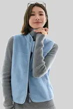 軽量な冬用フリースベスト【極上の柔らかさ・アウトドア・女性用】