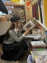 黒のコットン製ベレー帽【秋冬用・レトロ・アーティストスタイル】