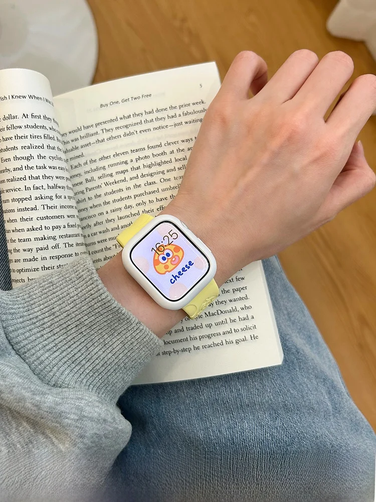 AndroidとApple Watchで迷うなら、夏の通気性にこだわるシリコンバンドが答え！