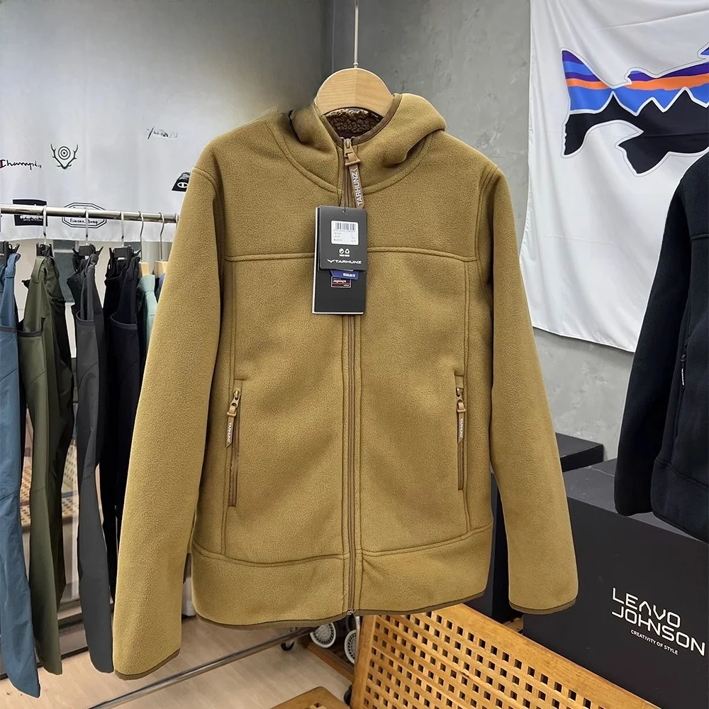 ストリートファッションの冬を支える1枚は？ダブルサイドフリースジャケットの完全ガイド