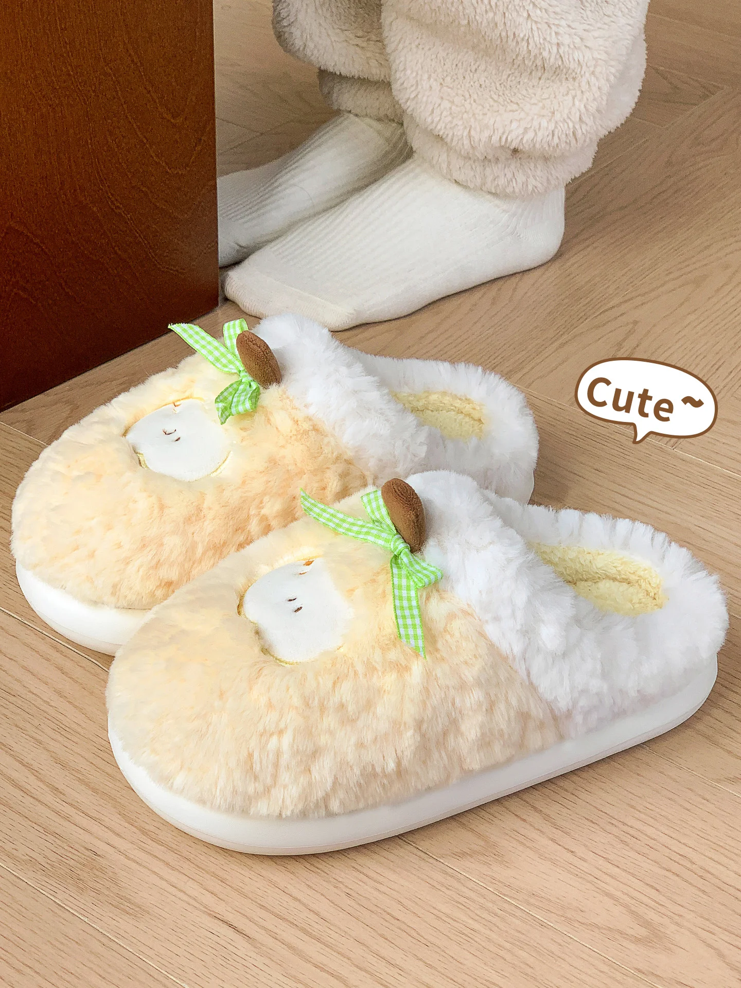 かかと カサカサ クリーム とは？女性向けの柔らかさと保温性を兼ね備えたスリッパの実態