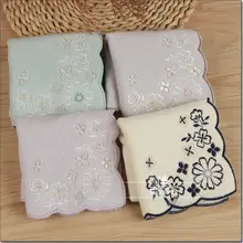 純綿製 ヴィンテージスタイル小型ハンカチ【刺繍・フリンジ加工】