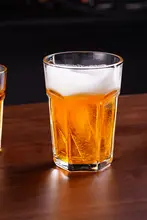 ビールジョッキ クラフトビールグラス 大容量 白ビール ショットグラス カクテルグラス デザイン性 おしゃれ 居酒屋 バー 家庭用
