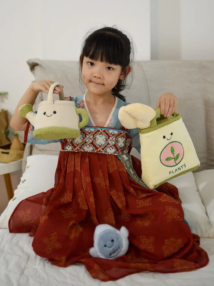 3歳の子どもにごっこ遊びを教えるには、どんなぬいぐるみがおすすめ？