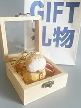 手作り彫刻の木製オレンジ猫キーホルダー【車載用・可愛いギフト】