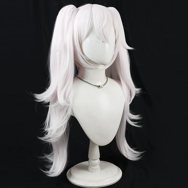 淡いピンクのツインテールコスプレウィッグ：分け目・反り返りデザインでゲームキャラの萌えをリアルに