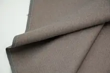 モカブラウンと霧青の細格子デザインウール混紡スーツ用生地