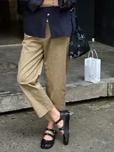 カジュアルなカーキ色のルーズストレートパンツ【レディース・ワイドレッグ・秋用】（セットアップ対応）