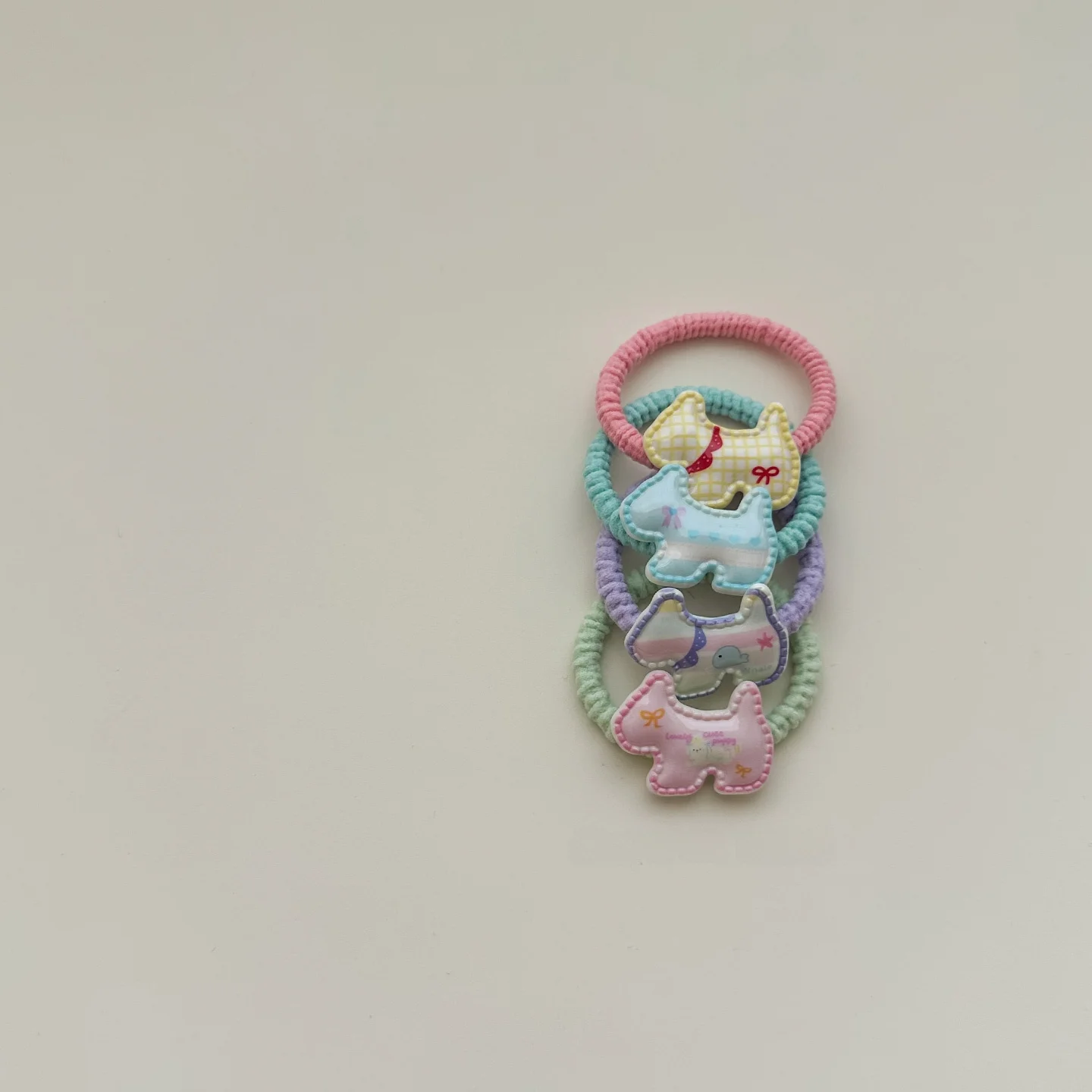 かわいい犬デザインの女の子用子供ヘア  ゴム：小学校入学祝いに最適なオリジナル髪飾り