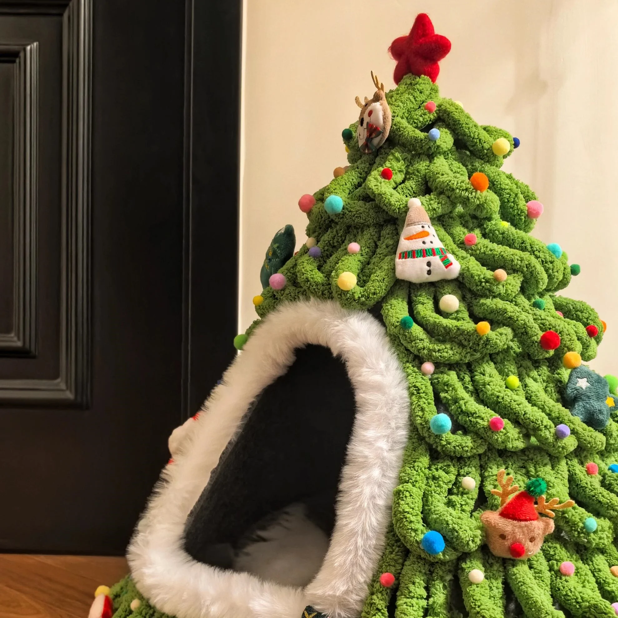 冬用猫用ハウス DIY材料セット【クリスマスツリー型・密閉型・室内用】の実用  性と使い方