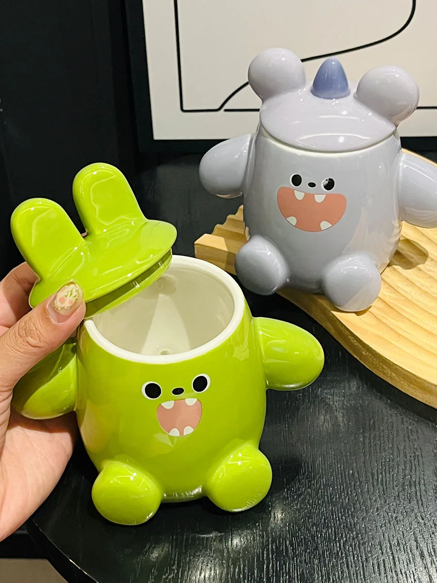 かわいいモンスター マグカップ：限定デザインで贈る韓式カジュアルな記念品