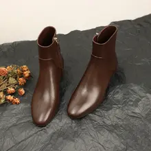 彭先森の手作り胎牛革ラウンドトゥショートブーツ