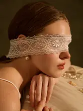セクシーな白いレースアイマスク【透け感・ハンドメイド・コスチュームアクセサリー】