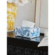 青花陶器のペーパータオルボックス【青い鳳蝶デザイン・おしゃれなインテリア】