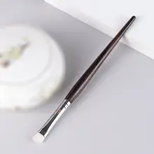 化粧用ブラシ【斜めカット・アイシャドウ・小型・動物毛使用】