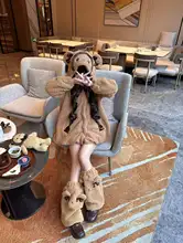 ウサギとクマの耳付きフード付き厚手シープボアコート【ロリータスタイル】