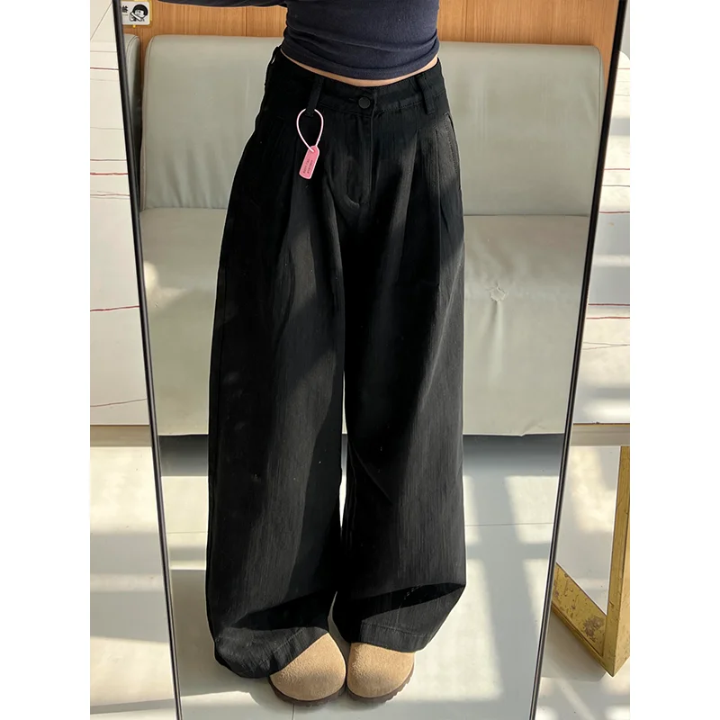 高身長向けの黒色プリーツワイドデニムパンツ【ハイウエスト・ゆったりシルエット・裾が引きずるデザイン】（セットアップ対応）