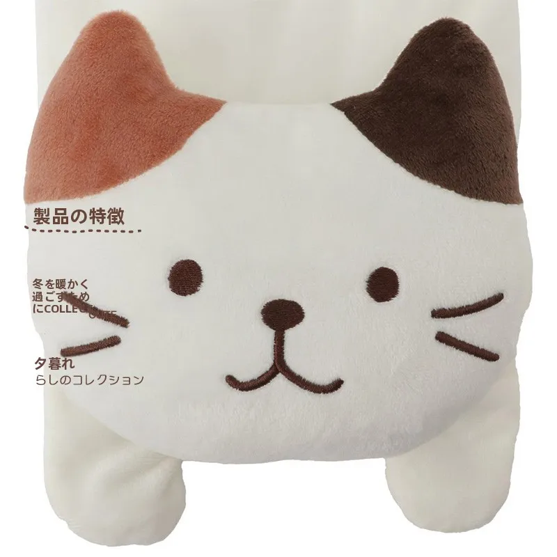 猫デザインのスカーフで冬のスタイリングをどう変える？