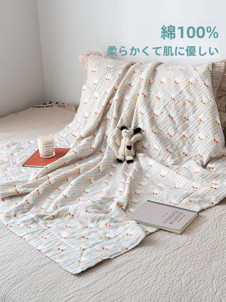 横向きで寝る赤ちゃんにぴったりの布団は？ストライプアヒル柄のコットンガーゼが解決する3つの悩み
