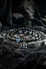 高級感あるブラックオニキスのブレスレット【月光石ビーズ使用・男性用・プレゼントに最適】