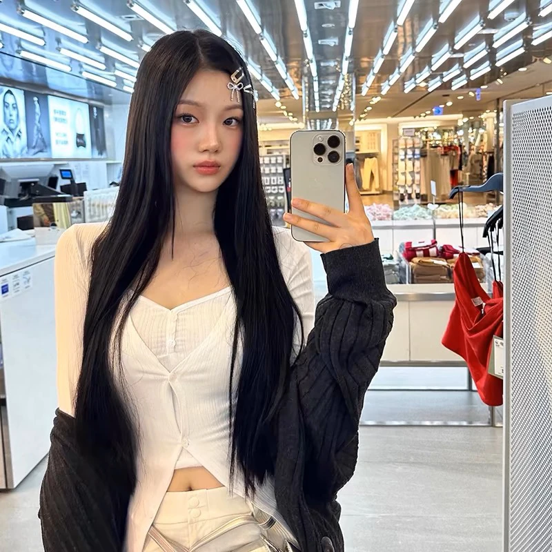アフロヘアーを楽しむ女性に、どんなヘアアクセサリーがおすすめ？