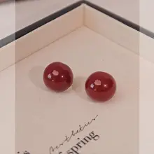 ヴィンテージボルドーレッド丸玉ピアス【秋冬用・高級感あふれるデザイン】